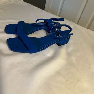 NWOT Journey and Crew Chic Blue Women's Flats with Ankle Strap